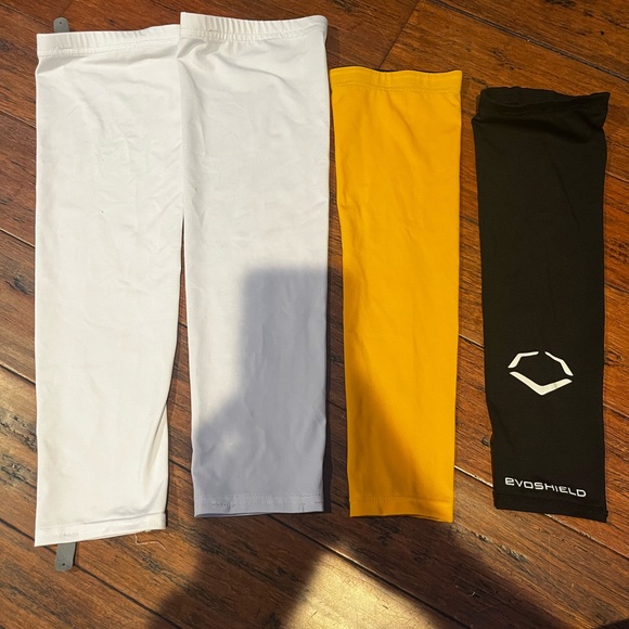 Baseball Apparel Bundle - Picture 5 of 16